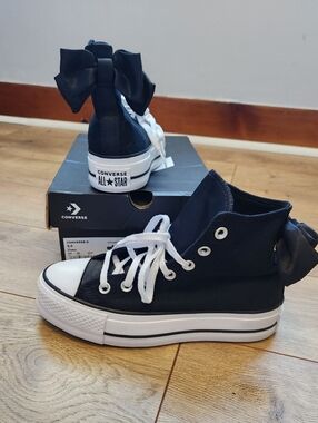 5.5 Platform Bow converse Sneakers